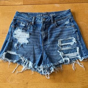 American Eagle “mom short” with frayed hem
